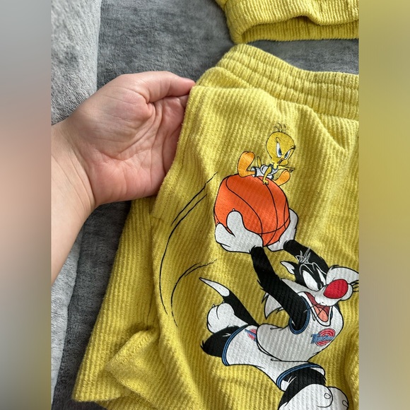 Tune Squad Athleisure Shorts - Picture 4 of 6